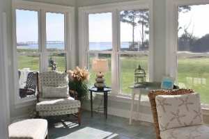 sunroom-beadboard